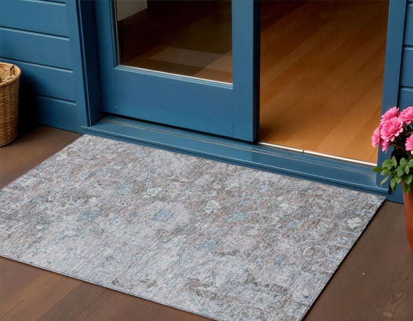 Homeroots 3' Stunning Oriental Washable Area Rug In Green, Blue & Gray For Indoor And Outdoor Spaces 3' X 5' Polyester 587446