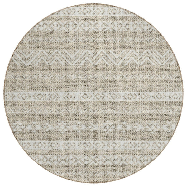 HomeRoots 5' Southwestern Beige and Ivory Area Rug - Durable, Washable, Indoor-Outdoor Style for Any Space 8' Round 587508