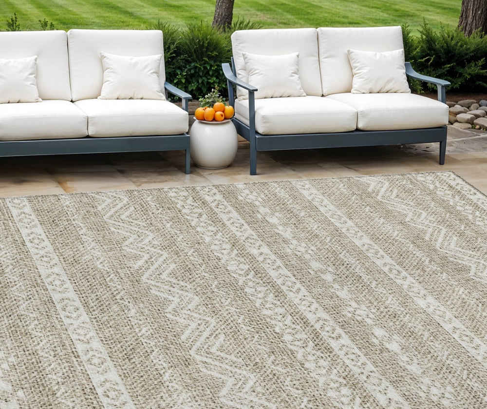 HomeRoots 9' Southwestern Beige and Ivory Indoor Outdoor Area Rug - Durable, Washable, Versatile for Any Space 9' X 12' 587510