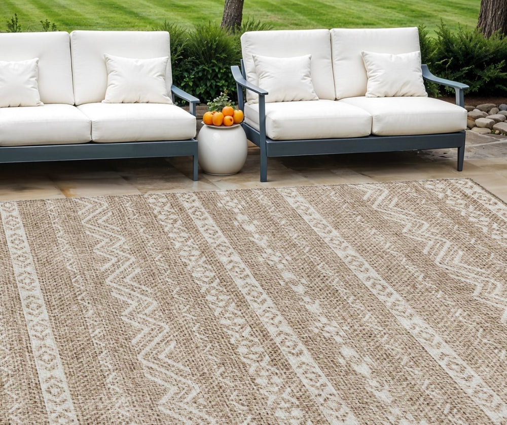 HomeRoots 5' Southwestern Area Rug - Stylish Brown and Beige Washable Design for Indoor & Outdoor Spaces 10' X 14' 587517
