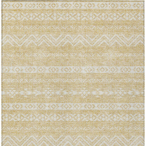 Homeroots 3' Artichoke Green Southwestern Washable Area Rug - Perfect For Indoor And Outdoor Spaces! 3' X 5' Polyester 587530