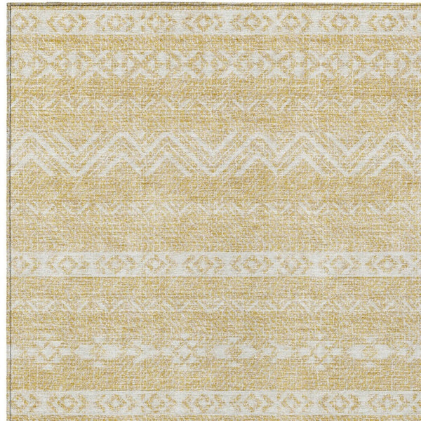 Homeroots 3' Artichoke Green Southwestern Washable Area Rug - Perfect For Indoor And Outdoor Spaces! 5' X 8' Polyester 587531