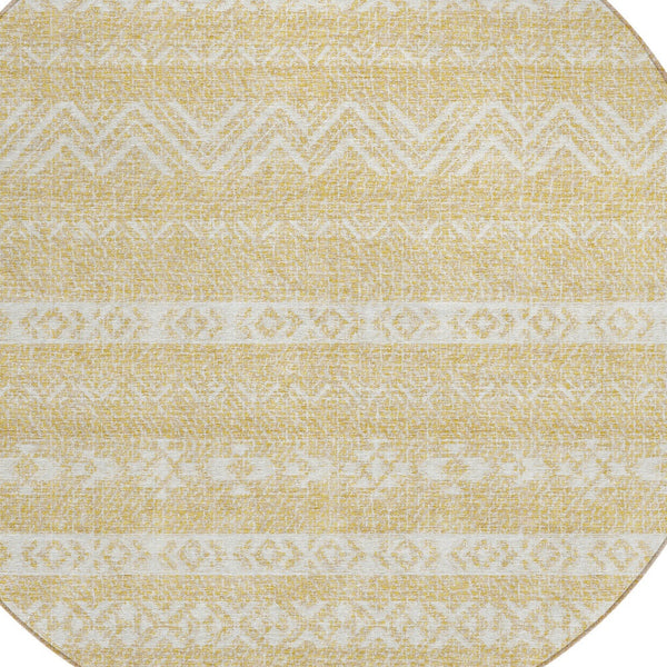 Homeroots 3' Artichoke Green Southwestern Washable Area Rug - Perfect For Indoor And Outdoor Spaces! 8' Round Polyester 587532