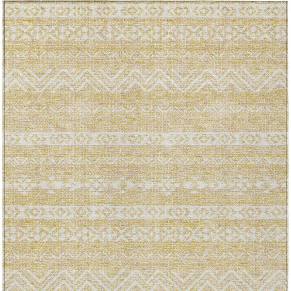 Homeroots 3' Artichoke Green Southwestern Washable Area Rug - Perfect For Indoor And Outdoor Spaces! 8' X 10' Polyester 587533