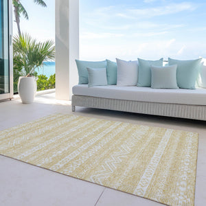 Homeroots 3' Artichoke Green Southwestern Washable Area Rug - Perfect For Indoor And Outdoor Spaces! 8' X 10' Polyester 587533