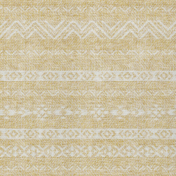 Homeroots 3' Artichoke Green Southwestern Washable Area Rug - Perfect For Indoor And Outdoor Spaces! 8' X 10' Polyester 587533