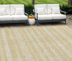 Homeroots 3' Artichoke Green Southwestern Washable Area Rug - Perfect For Indoor And Outdoor Spaces! 9' X 12' Polyester 587534
