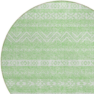 Homeroots 3' Artichoke Green Southwestern Washable Area Rug - Perfect For Indoor And Outdoor Spaces! 8' Round Polyester 587544