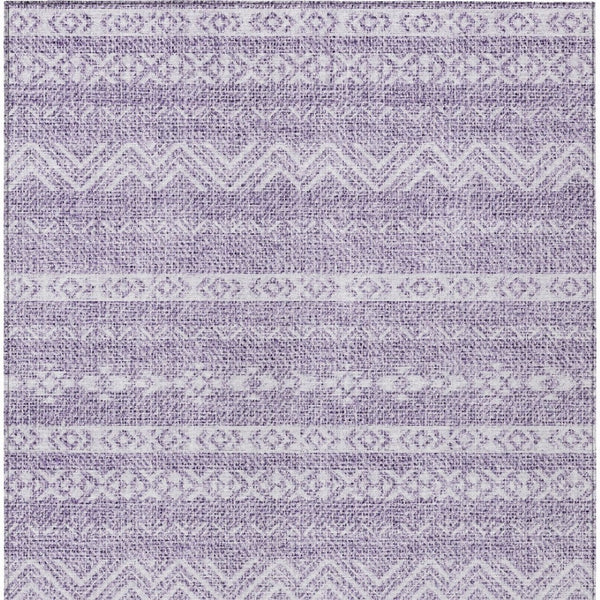 Homeroots 3' Artichoke Green Southwestern Washable Area Rug - Perfect For Indoor And Outdoor Spaces! 5' X 8' Polyester 587555