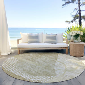 Homeroots 3' Beige Taupe And Tan Abstract Washable Area Rug - Durable, Stylish Indoor/Outdoor Decor Solution 8' Round Polyester 587592