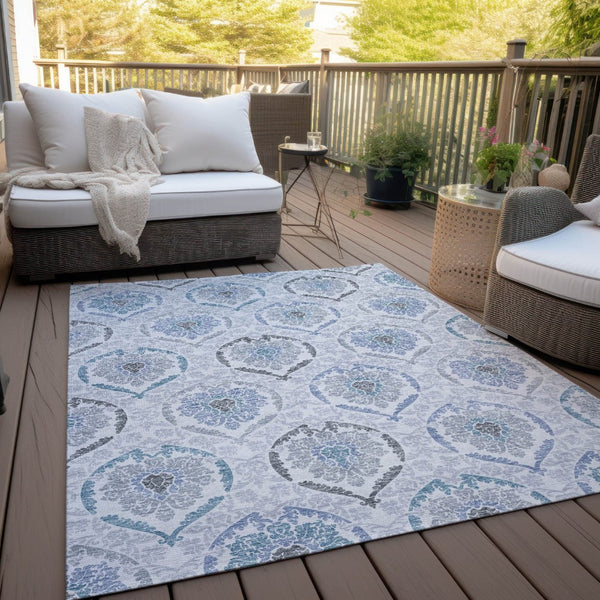 HomeRoots 9' Washable Medallion Area Rug in Gray and Denim Blue – Perfect for Indoor and Outdoor Spaces! 9' X 12' 587660