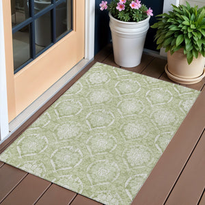Homeroots 3' Artichoke Green Medallion Washable Area Rug For Indoor And Outdoor Spaces - Durable & Stylish 3' X 5' Polyester 587722