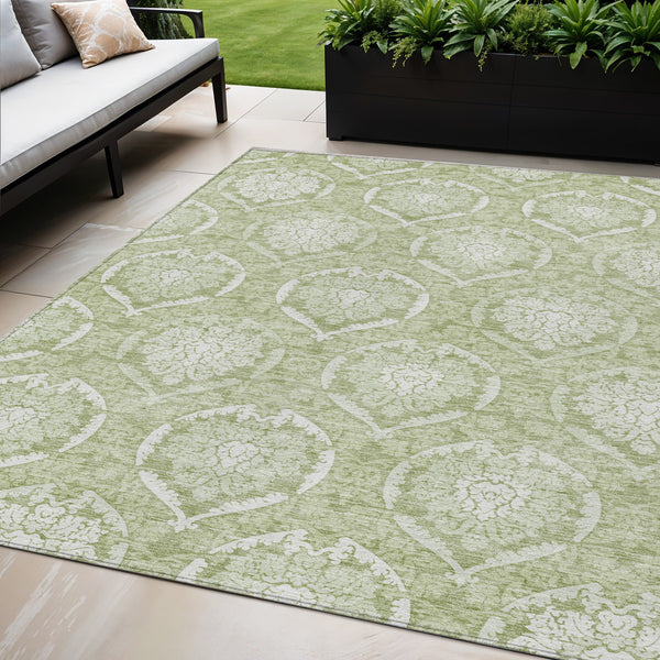 Homeroots 3' Artichoke Green Medallion Washable Area Rug For Indoor And Outdoor Spaces - Durable & Stylish 5' X 8' Polyester 587723