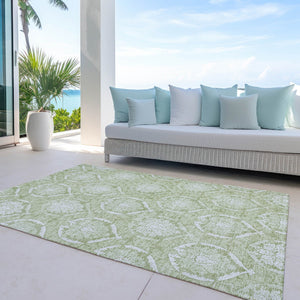 Homeroots 3' Artichoke Green Medallion Washable Area Rug For Indoor And Outdoor Spaces - Durable & Stylish 5' X 8' Polyester 587723