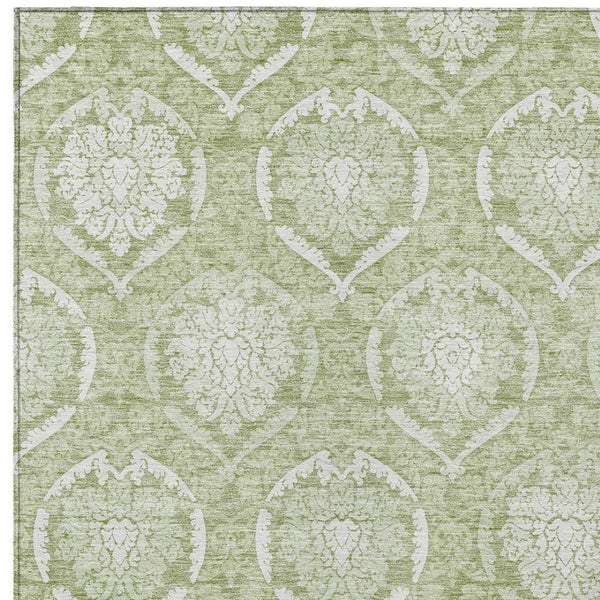 Homeroots 3' Artichoke Green Medallion Washable Area Rug For Indoor And Outdoor Spaces - Durable & Stylish 9' X 12' Polyester 587726