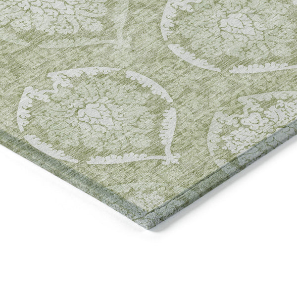 Homeroots 3' Artichoke Green Medallion Washable Area Rug For Indoor And Outdoor Spaces - Durable & Stylish 10' X 14' Polyester 587727
