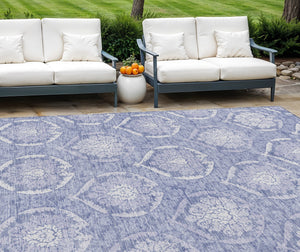 Homeroots 3' Artichoke Green Medallion Washable Area Rug For Indoor And Outdoor Spaces - Durable & Stylish 8' X 10' Polyester 587755