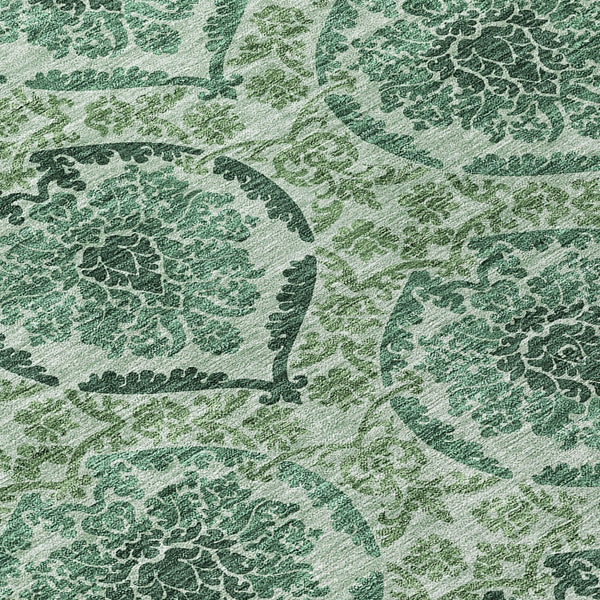 Homeroots 3' Stylish Chocolate Beige & Mauve Medallion Area Rug - Washable, Durable For Indoor & Outdoor Use 8' Round Polyester 587790