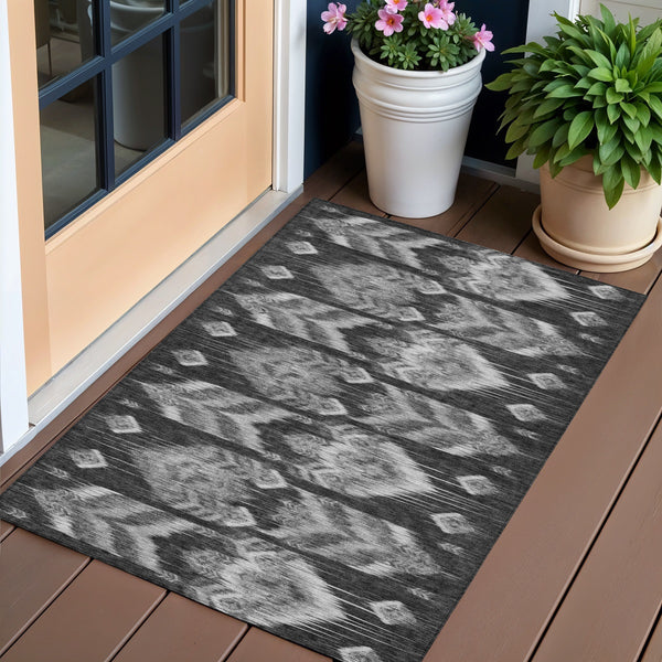 Homeroots 3' Black Charcoal And Silver Southwestern Indoor Outdoor Area Rug - Stylish, Durable, Washable Design 3' X 5' Polyester 587800