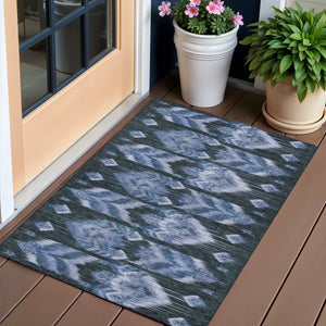 Homeroots 3' Black Charcoal And Silver Southwestern Indoor Outdoor Area Rug - Stylish, Durable, Washable Design 3' X 5' Polyester 587812
