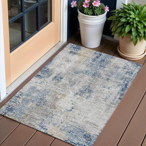 Homeroots 3' Denim Blue & Sky Blue Abstract Washable Area Rug For Indoor & Outdoor Spaces - Durable & Stylish 3' X 5' Polyester 587866