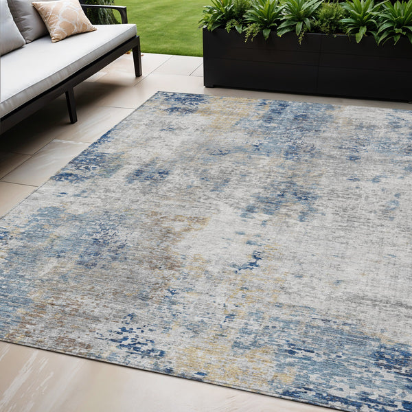Homeroots 3' Denim Blue & Sky Blue Abstract Washable Area Rug For Indoor & Outdoor Spaces - Durable & Stylish 5' X 8' Polyester 587867