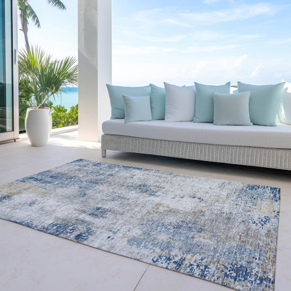 Homeroots 3' Denim Blue & Sky Blue Abstract Washable Area Rug For Indoor & Outdoor Spaces - Durable & Stylish 5' X 8' Polyester 587867