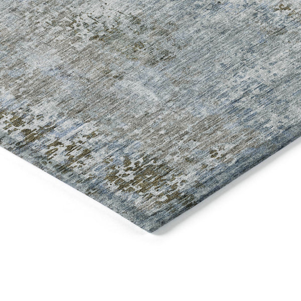 Homeroots 3' Denim Blue & Sky Blue Abstract Washable Area Rug For Indoor & Outdoor Spaces - Durable & Stylish 8' X 10' Polyester 587875