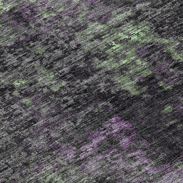 Homeroots 3' Charcoal Gray And Silver Abstract Washable Area Rug - Perfect For Indoor And Outdoor Spaces! 8' Round Polyester 587898