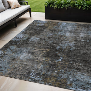 Homeroots 3' Charcoal Gray And Silver Abstract Washable Area Rug - Perfect For Indoor And Outdoor Spaces! 5' X 8' Polyester 587903