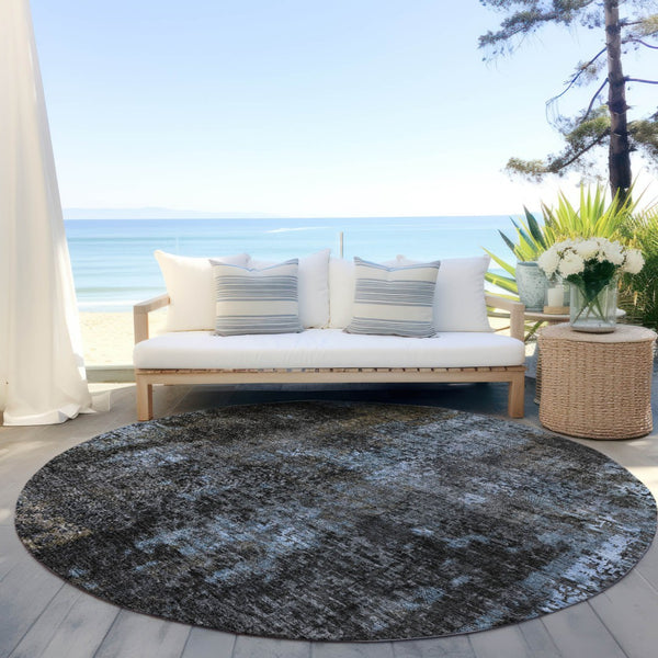 Homeroots 3' Charcoal Gray And Silver Abstract Washable Area Rug - Perfect For Indoor And Outdoor Spaces! 8' Round Polyester 587904