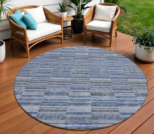 Homeroots 3' Stylish Navy And Denim Striped Washable Area Rug For Indoor And Outdoor Spaces, Durable Design 8' Round Polyester 587910