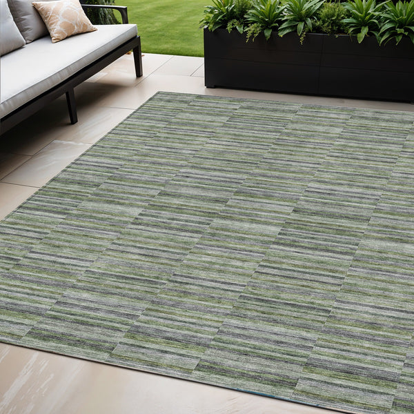 Homeroots 3' Stylish Navy And Denim Striped Washable Area Rug For Indoor And Outdoor Spaces, Durable Design 5' X 8' Polyester 587915