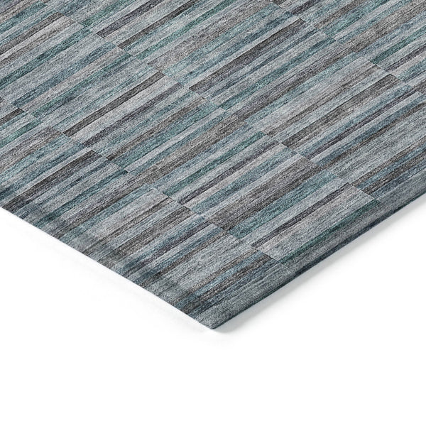 Homeroots 3' Stylish Navy And Denim Striped Washable Area Rug For Indoor And Outdoor Spaces, Durable Design 3' X 5' Polyester 587938