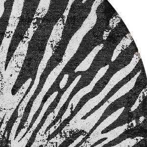 Homeroots 3' Modern Black Charcoal And Ivory Abstract Washable Indoor Outdoor Area Rug For Stylish Spaces 8' Round Polyester 587994