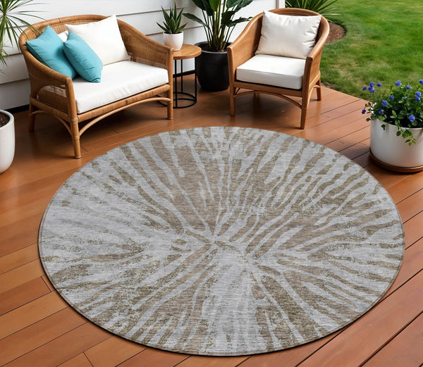 Homeroots 3' Modern Black Charcoal And Ivory Abstract Washable Indoor Outdoor Area Rug For Stylish Spaces 8' Round Polyester 588000