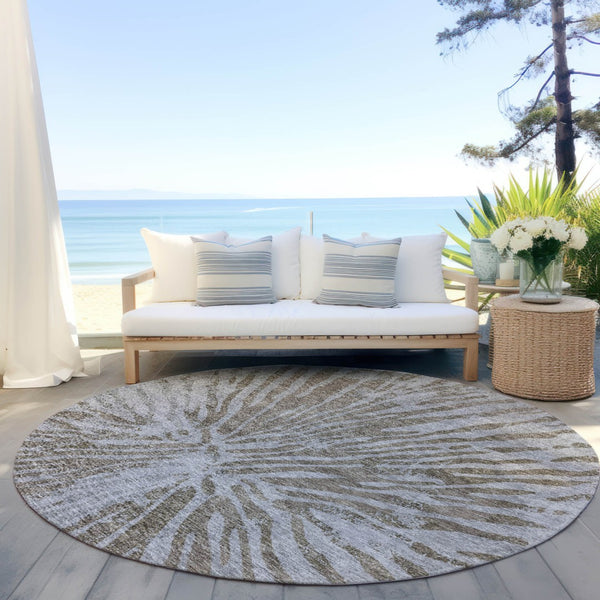 Homeroots 3' Modern Black Charcoal And Ivory Abstract Washable Indoor Outdoor Area Rug For Stylish Spaces 8' Round Polyester 588000
