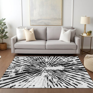 Homeroots 3' Modern Black Charcoal And Ivory Abstract Washable Indoor Outdoor Area Rug For Stylish Spaces 5' X 8' Polyester 588011