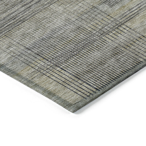 Homeroots 3' Washable Indoor Outdoor Area Rug - Stylish Striped Design For High Traffic Spaces & Versatile Use 9' X 12' Polyester 588092