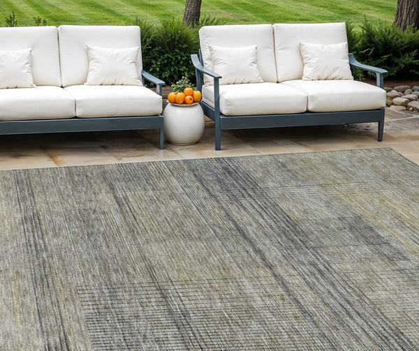 Homeroots 3' Washable Indoor Outdoor Area Rug - Stylish Striped Design For High Traffic Spaces & Versatile Use 10' X 14' Polyester 588093