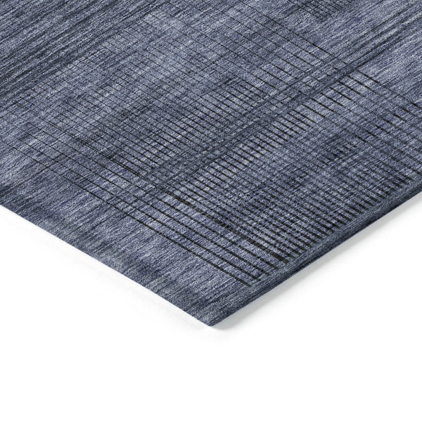 Homeroots 3' Washable Indoor Outdoor Area Rug - Stylish Striped Design For High Traffic Spaces & Versatile Use 3' X 5' Polyester 588100