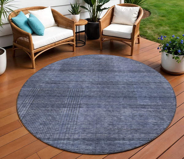 Homeroots 3' Washable Indoor Outdoor Area Rug - Stylish Striped Design For High Traffic Spaces & Versatile Use 8' Round Polyester 588102