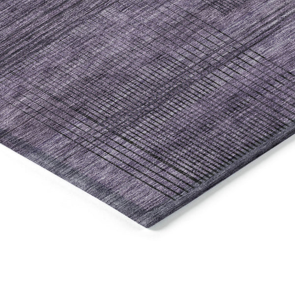 Homeroots 3' Washable Indoor Outdoor Area Rug - Stylish Striped Design For High Traffic Spaces & Versatile Use 9' X 12' Polyester 588122