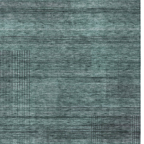 Homeroots 3' Washable Indoor Outdoor Area Rug - Stylish Striped Design For High Traffic Spaces & Versatile Use 9' X 12' Polyester 588128