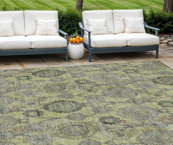 Homeroots 3' Stylish Artichoke Green And Gray Damask Rug - Washable, Durable, Perfect For Indoor And Outdoor Spaces 8' X 10' Polyester 588133