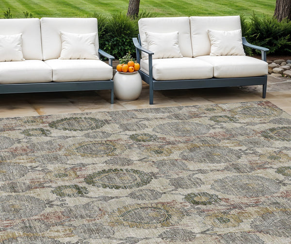 Homeroots 3' Stylish Artichoke Green And Gray Damask Rug - Washable, Durable, Perfect For Indoor And Outdoor Spaces 9' X 12' Polyester 588140