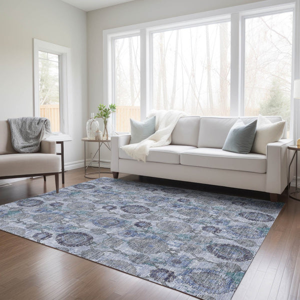 Homeroots 3' Stylish Artichoke Green And Gray Damask Rug - Washable, Durable, Perfect For Indoor And Outdoor Spaces 3' X 5' Polyester 588142