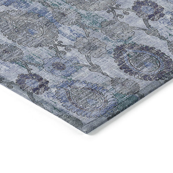 Homeroots 3' Stylish Artichoke Green And Gray Damask Rug - Washable, Durable, Perfect For Indoor And Outdoor Spaces 8' X 10' Polyester 588145