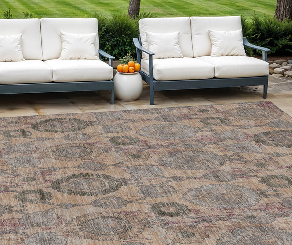 Homeroots 3' Stylish Artichoke Green And Gray Damask Rug - Washable, Durable, Perfect For Indoor And Outdoor Spaces 8' X 10' Polyester 588157