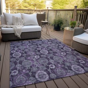 Homeroots 3' Stylish Artichoke Green And Gray Damask Rug - Washable, Durable, Perfect For Indoor And Outdoor Spaces 3' X 5' Polyester 588160